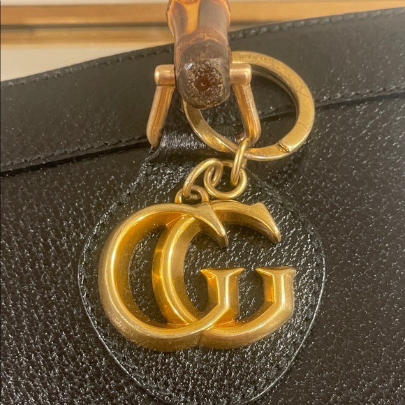 Gucci Diana Black Leather Bamboo Tote Bag - Picture 3 of 17